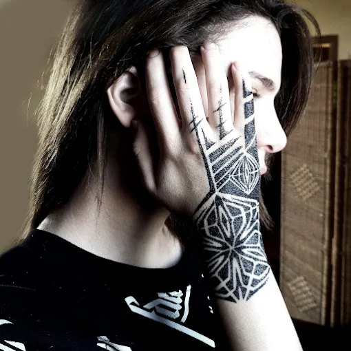 Letizia Vixen Sacred Tattoo y Art