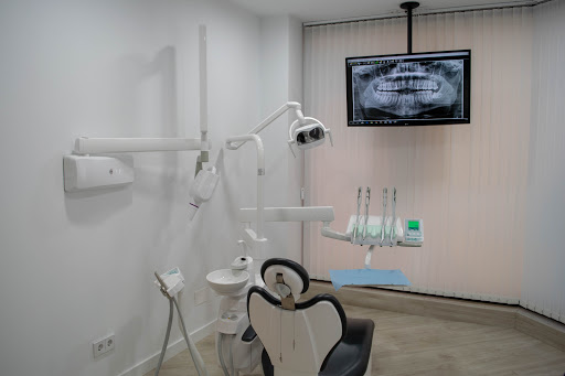 GIL TAFACHE ESTUDIO DENTAL