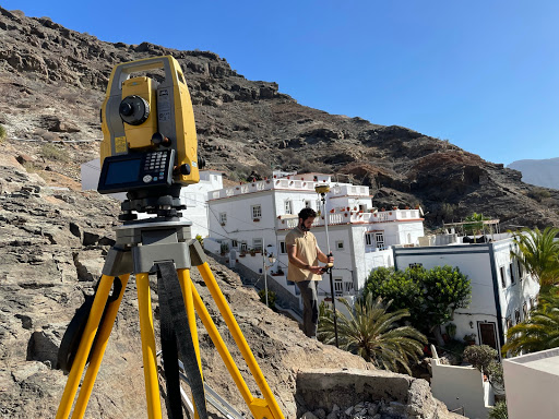 Almud Topografía. Medición y Gestión